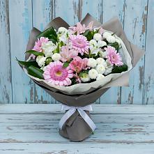Букет цветов из:  Герберы, Альстромерии и Хризантемы в Медногорске