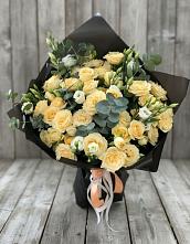 Букет цветов из:  Розы и Лизиантусы #REPLACE_PRED# Медногорске