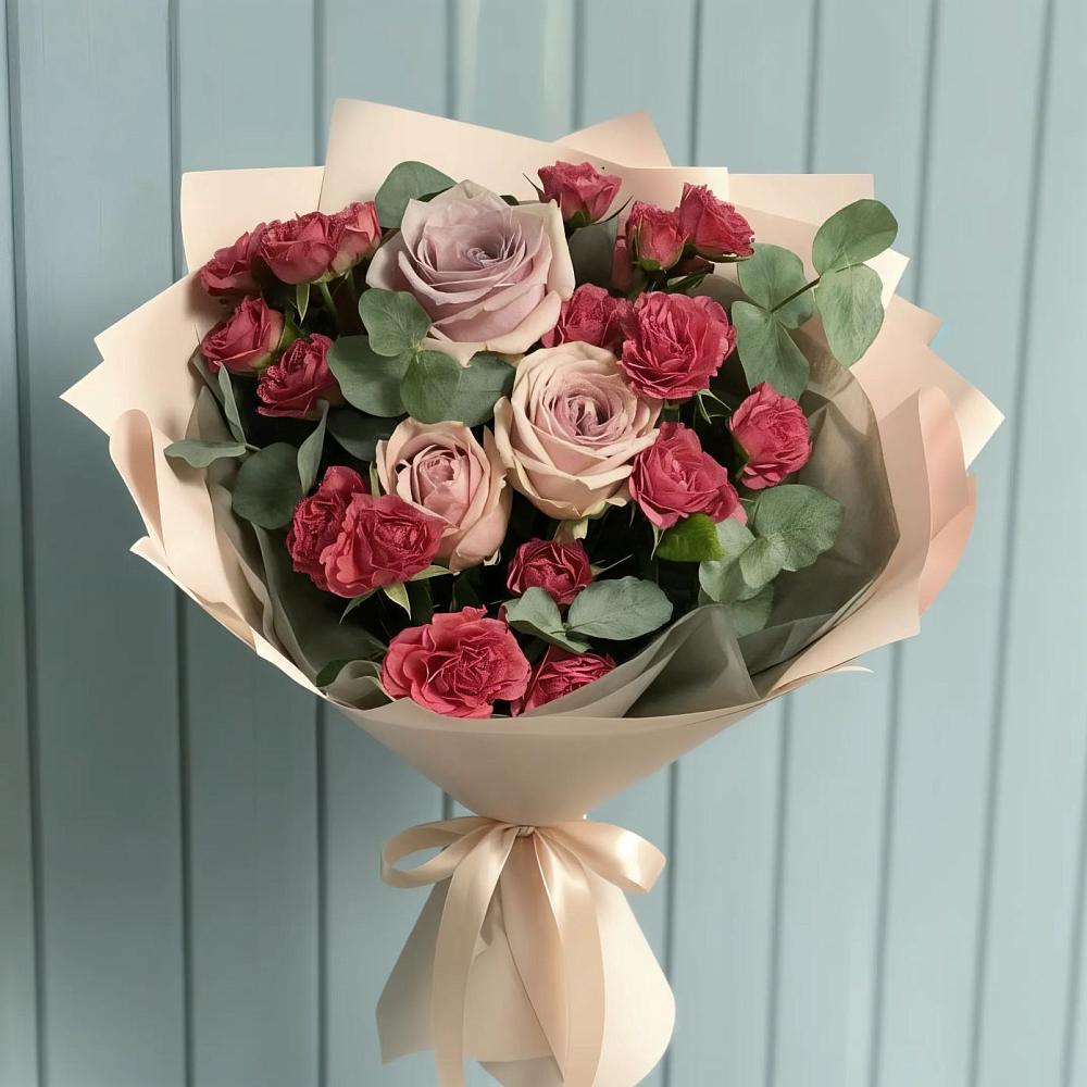 Букет цветов из: Гвоздики и Розы в Медногорске