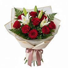 Букет цветов из:  Лилии и Розы в Медногорске