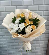 Букет цветов из:  Розы и Хризантемы в Медногорске