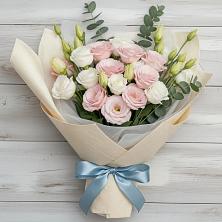 Букет цветов из:  Лизиантусы в Медногорске