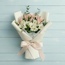 Букет цветов из:  Альстромерии в Медногорске
