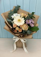 Букет цветов из:  Герберы и Хризантемы в Медногорске