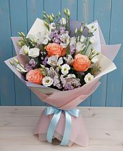 Букет цветов из:  Лизиантусы, Розы, Альстромерии и Гипсофила #REPLACE_PRED# Медногорске