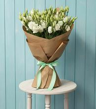 Букет цветов из:  Лизиантусы в Медногорске