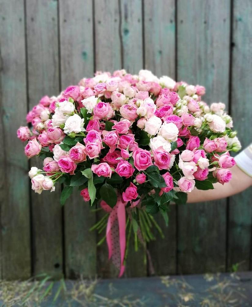 Букет Розовые кустовые розы Натали и Лав Лидия в Медногорске