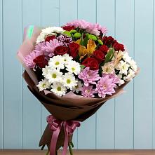 Букет цветов из:  Розы, Хризантемы и Альстромерии в Медногорске