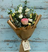 Букет цветов из:  Розы и Лизиантусы #REPLACE_PRED# Медногорске