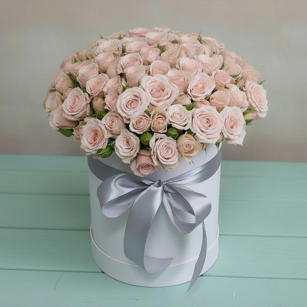 Цветочная композиция из Розы в шляпной коробке в Медногорске